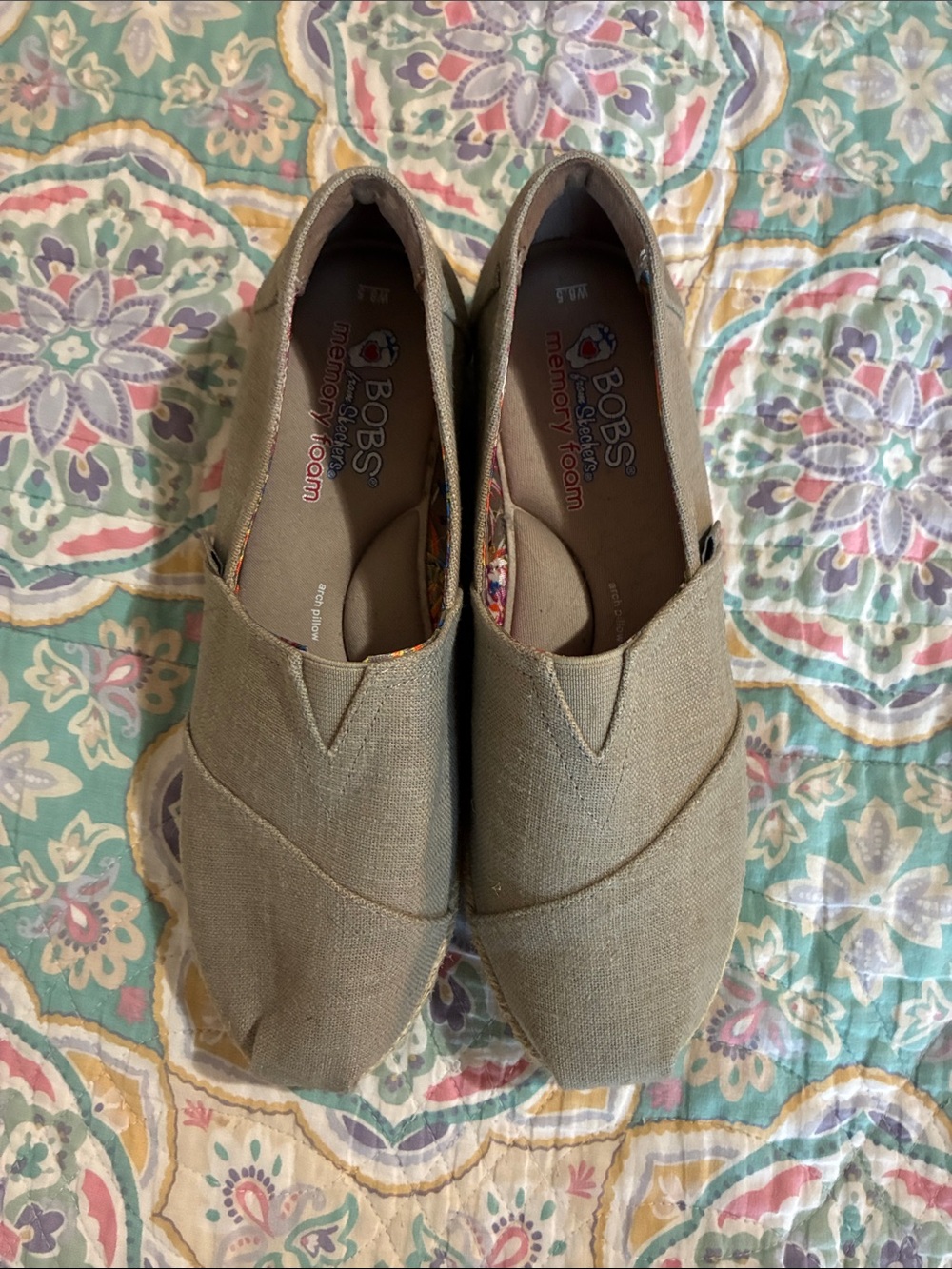 Skechers BOBS Slip-On Espadrille Wedges NOWT- Beige/Taupe 8.5